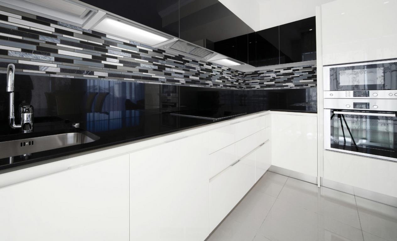 Black and white kitchens designs, Surfaces PCB